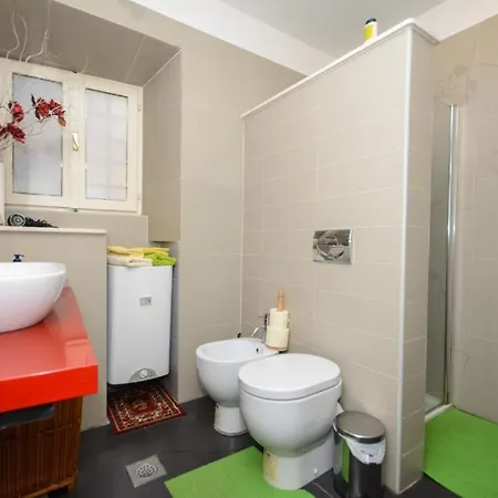 Stella City Center *