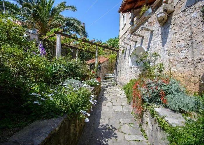 Stella City Center * Ragusa